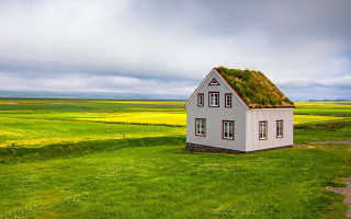 Small house grass roof field - a path free wallpaper