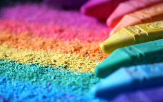 Crayons colored powder chalk art - crayon art free wallpaper