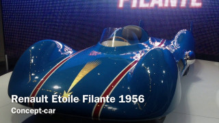 Blue race car museum display - albert aublet free wallpaper