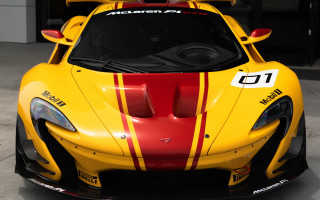Yellow sports car red stripe 8 - f 8 aperture free wallpaper