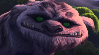 Furry animal green eyes mountain - cgi free wallpaper