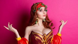 Woman costume red hair earrings - da vinci free wallpaper
