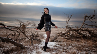 Woman black top silver shorts 2 - anka zhuravleva free wallpaper