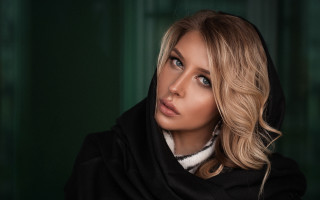 Woman blackhoodie blueseyes serious portrait - a black scarf free wallpaper
