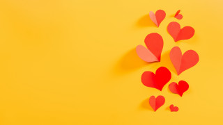 Red pink hearts yellow shadow - left free wallpaper