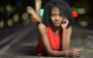 Woman red dress phone smiling - chinwe chukwuogoroy free wallpaper