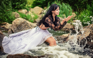 Woman white dress rocks stream - her side free wallpaper