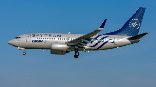 Jetliner skyteam blue sky cloisonnism - blue sky free wallpaper