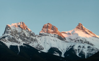 Mountain range snow top blue 2 - the top free wallpaper