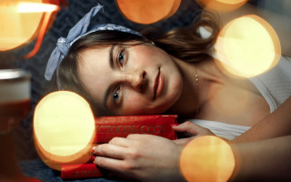 Woman moonlight blue scarf portrait - anka zhuravleva free wallpaper