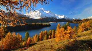 Lake trees mountain clouds autumn - beautiful landscape free wallpaper for desktop