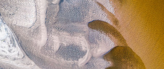 Beach sandy shore yellow white - texture free wallpaper