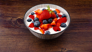 Yogurt berries blueberries wooden table - delaunay free wallpaper