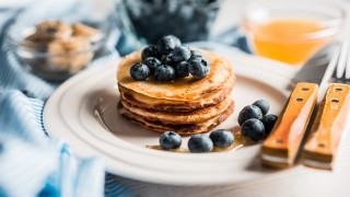 Pancakes blueberries syrup plate fork 3 - a fork and knife next free wallpaper