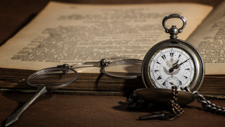 Pocket watch open book magnifying - steampunk free wallpaper