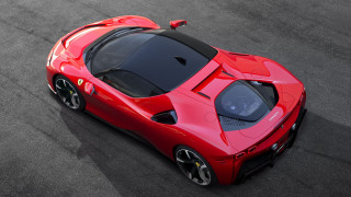 Red sports car race track 34 - a black roof free wallpaper