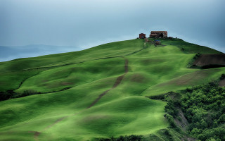House green hill blue sky - a house free wallpaper for desktop