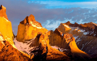 Mountain snowy sky clouds fire - the top free wallpaper