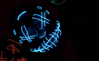 Neon glove cyberpunk biolu minescence - bioluminescence free wallpaper