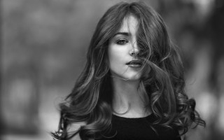 Elina karimova portrait blackwhite longhair 2 - portrait photography free wallpaper for desktop