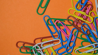 Paper clips orange surface white - paper texture free wallpaper