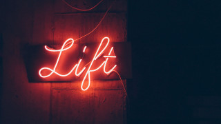 Neon sign lift dark room - neon free wallpaper