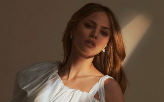 Angelic woman white dress wind - neoclassicism free wallpaper