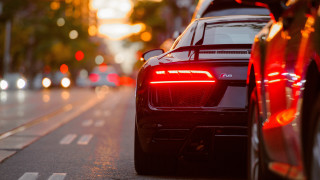 Night cars parked bokeh blur - andrew law free wallpaper