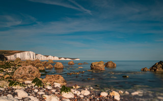 Rocky beach white cliff water - a rocky beach free wallpaper