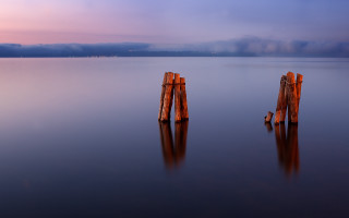 Hudson river wooden posts tranquil - derold page free wallpaper