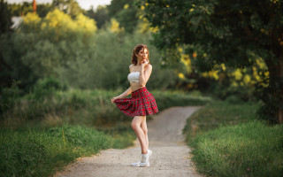 Woman red white dress phone - a dirt road free wallpaper for desktop