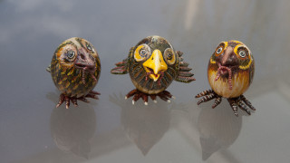 Three birds table cloisonnism flemish - a yellow beak free wallpaper