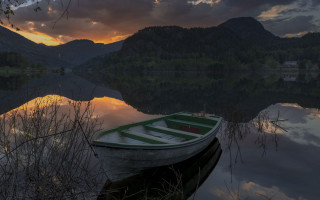 Sunset mountains boat water clouds - andrew geddes free wallpaper