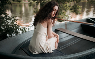Woman boat lake tree portrait - anka zhuravleva free wallpaper