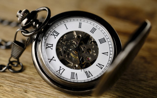 Pocket watch chain gear roman - a key free wallpaper