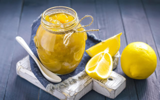 Lemonade jar spoon lemons table - a lemon free wallpaper