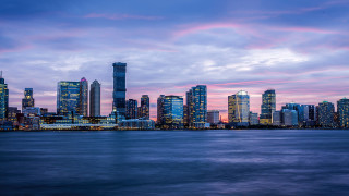 City skyline dusk water reflection - dusk free wallpaper