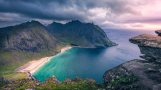 Beach mountains cliff ocean cloudy - cloudy free wallpaper