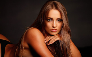 Woman longhair posing chin eyesclosed - her chin free wallpaper