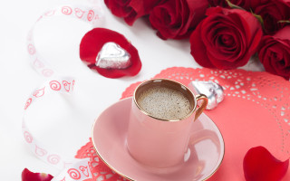Coffee saucer heart decoration red - ornament free wallpaper