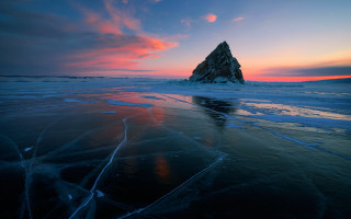 Frozen lake rock sunset pink - thin free wallpaper