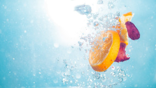 Floating fruit water bubbles summer - the water free wallpaper
