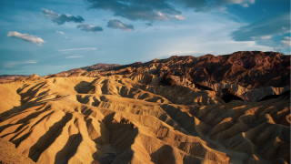 Desert mountain blue sky clouds 2 - david martin free wallpaper