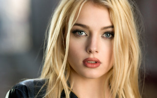 Woman blackshirt redlipstick blackjacket blondeblueeyes - realistic shaded perfect face free wallpaper