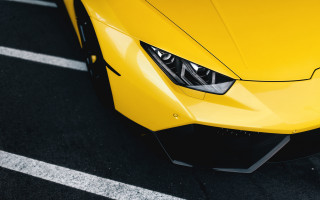 Yellow sports car black stripe 8 - detailed face free wallpaper