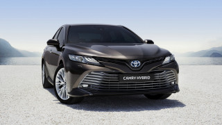 Toyota camry hybrid desert mountains - carpoforo tencalla free wallpaper