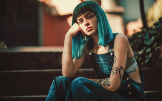 Green haired woman sitting grunge - aesthetic free wallpaper