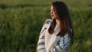 Woman field brownhair portrait outdoors - daphne mcclure free wallpaper