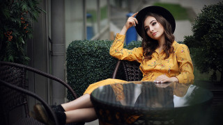 Woman hat handbag fashion shoot - fashion photoshoot free wallpaper for desktop