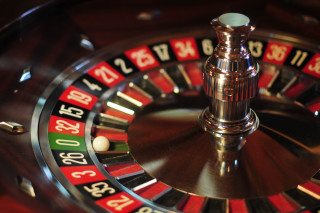 Roulette closeup numbers ball center - number free wallpaper